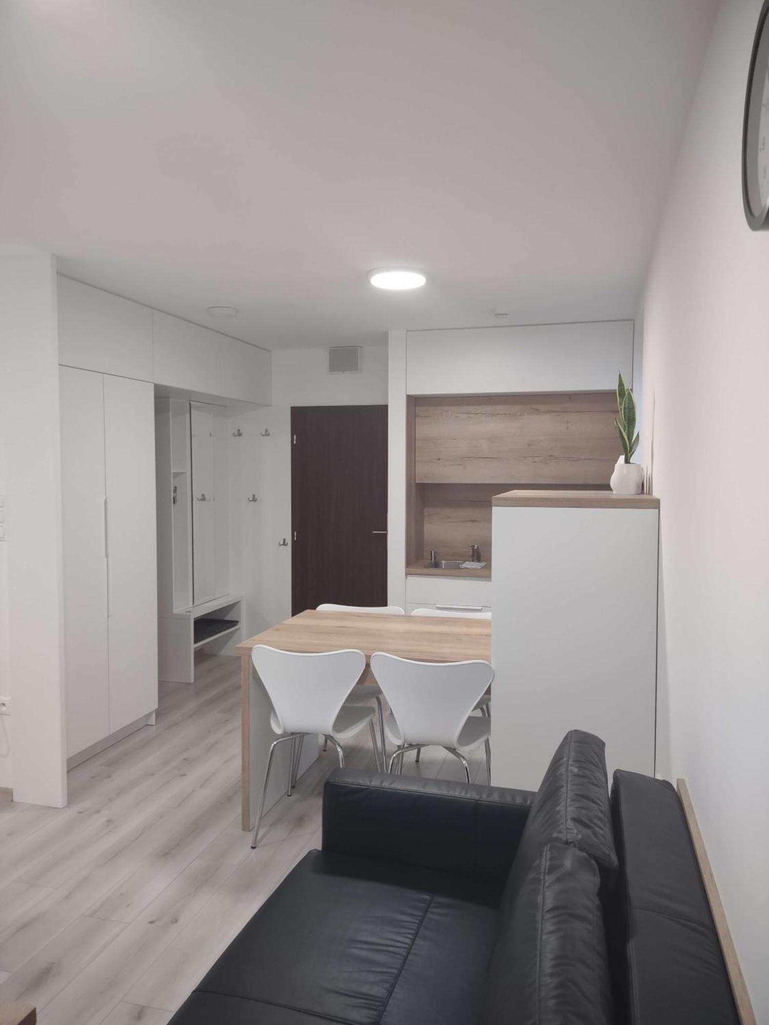 Apartman Kyjev 2 Podhajska Exterior photo